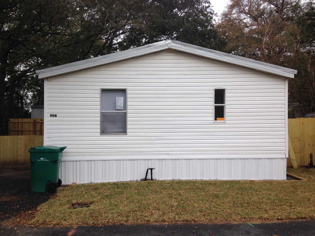 Double Wide Mobile Home For Rent or Sale 908 Carlos Drive, Ft Walton